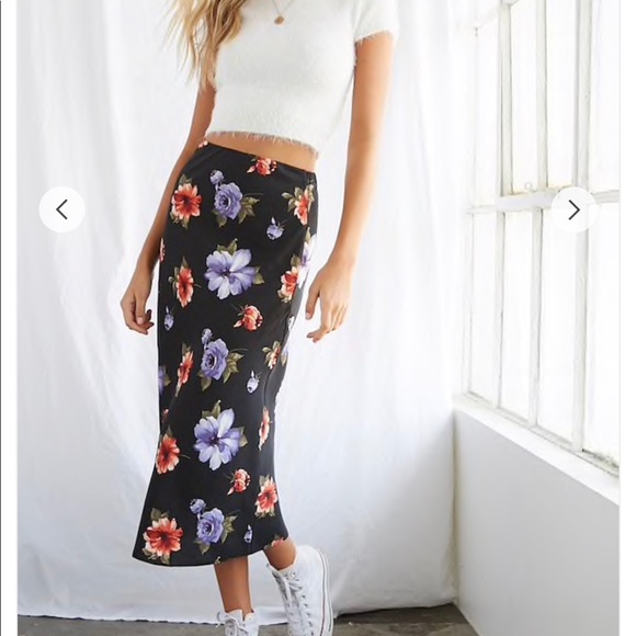 Satin Floral Print Midi Skirt - Picture 4 of 5